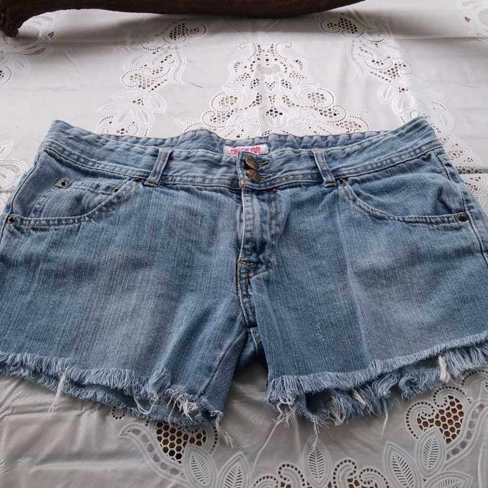 PRICE REDUCED🌞Dear ab shorts🌞